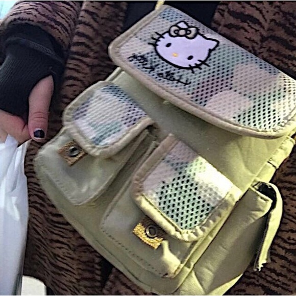 HELLO KITTY ARMY CAMO CAMOFLAUGE  PRINT CROSSBODY MINI BAG - Picture 2 of 13